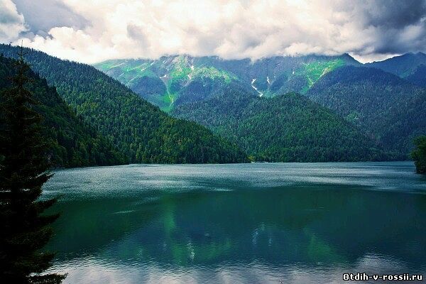 Озеро Рица Абхазия